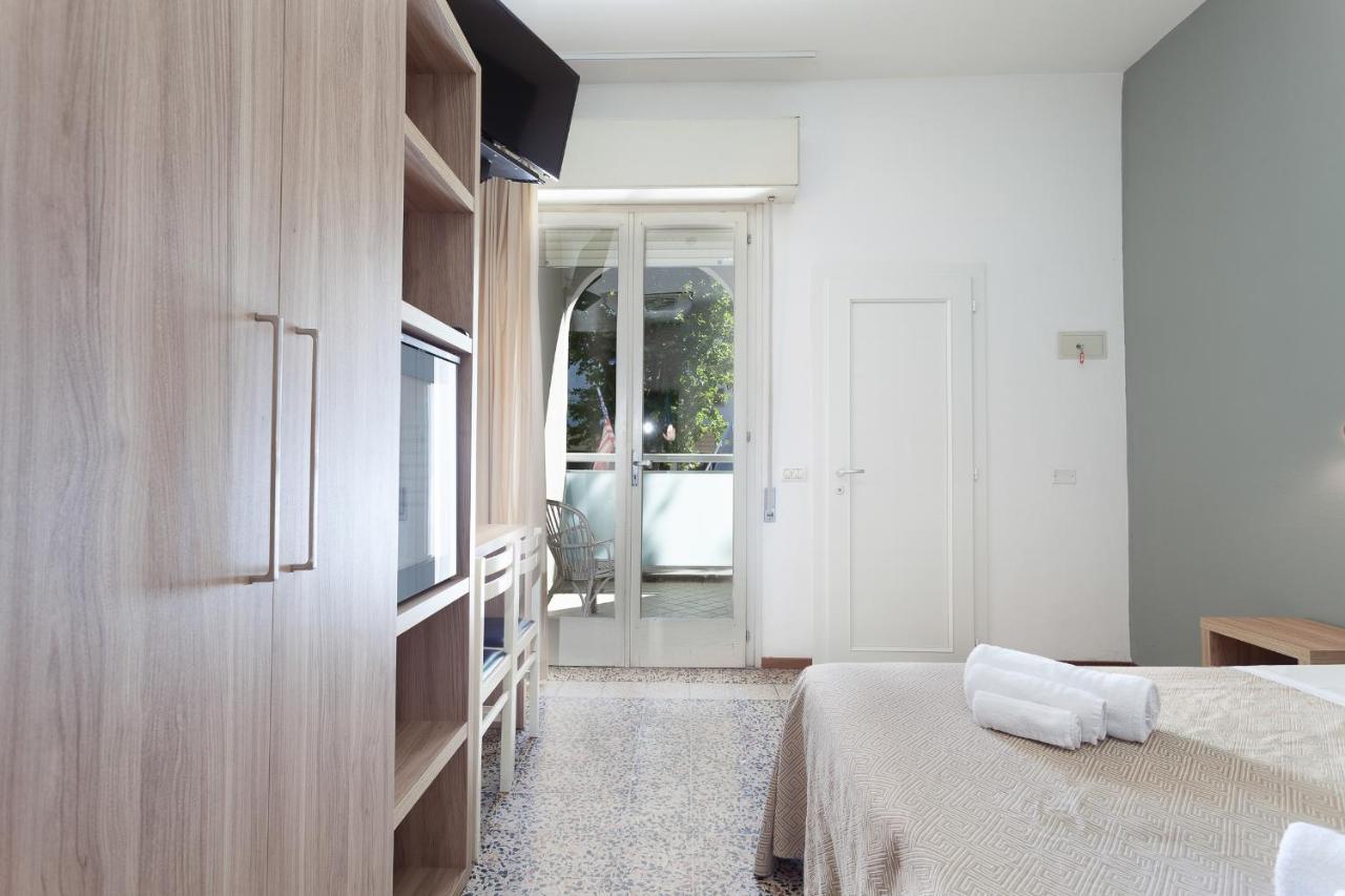 Hotel Admiral Cesenatico Εξωτερικό φωτογραφία