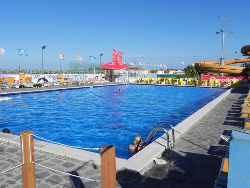 Hotel Admiral Cesenatico Εξωτερικό φωτογραφία