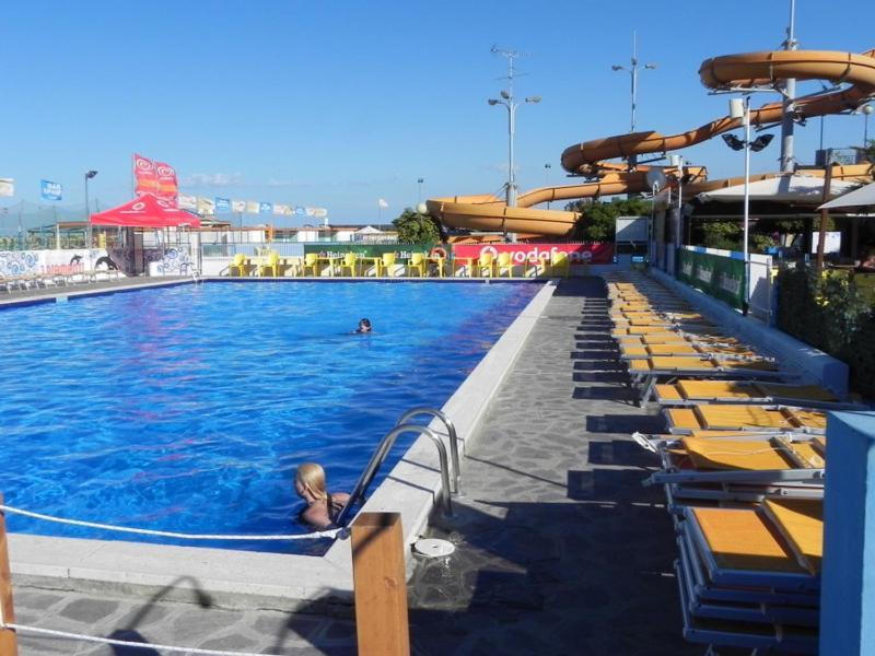Hotel Admiral Cesenatico Εξωτερικό φωτογραφία